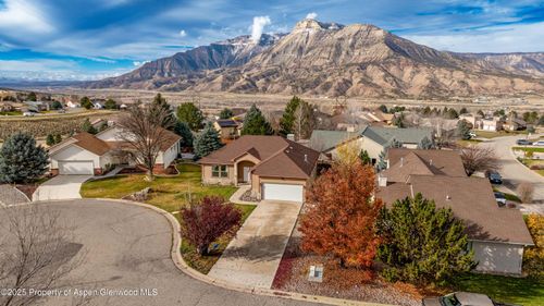 27 Snowberry Pl, Parachute, CO, 81635-9554 | Card Image