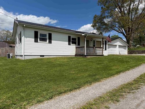 88 Curtis Ln, Belington, WV, 26250-8082 | Card Image