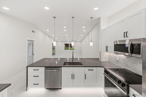 6083 Millington Way, Delray Beach, FL, 33484-2461 | Card Image