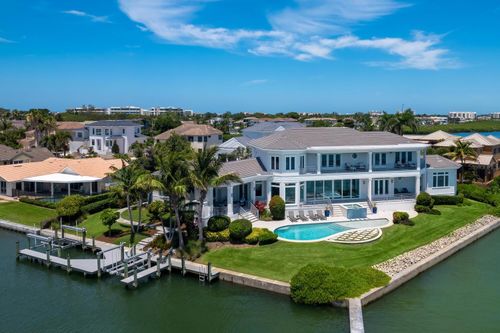 600 Putter Ln, Longboat Key, FL, 34228-3527 | Card Image
