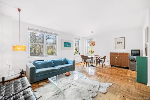 2l-3901 Independence Ave, Bronx, NY, 10463-1219 | Card Image