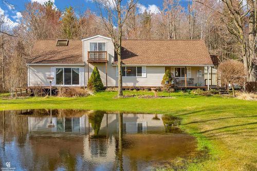 4610 Fisher Rd, Jeddo, MI, 48032-8513 | Card Image