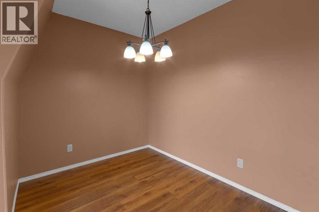 116 Silver Crest Dr Nw, Townhouse with 3 bedrooms, 2 bathrooms and 1 parking in Calgary AB | Image 14