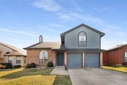 1409 Whispering Cove Trail, Fort Worth, TX, 76134 | Card Image