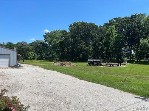 2106 N 2150 St, Saint Elmo, IL, 62458-4070 | Card Image