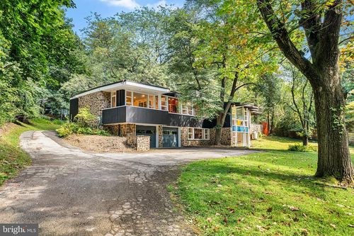 4029 Apalogen Rd, PHILADELPHIA, PA, 19129-5501 | Card Image