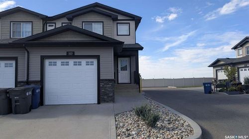 505-2 Savanna Cres, Pilot Butte, SK, S0G3Z0 | Card Image
