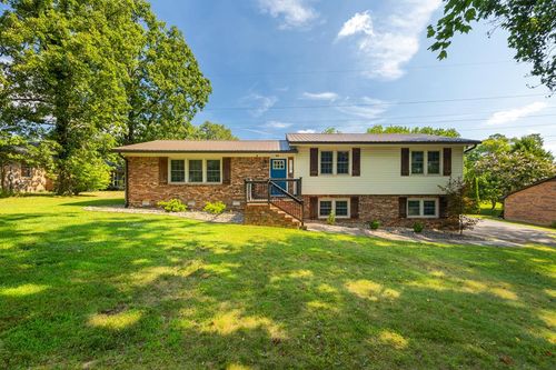 1015 Tanglewood Dr, Cookeville, TN, 38501-4116 | Card Image