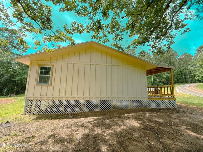 left side of house | Image 8