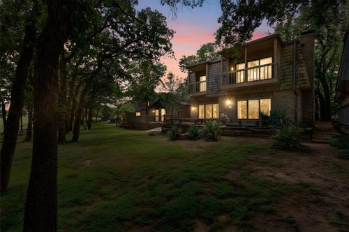 111 Fairway Village Dr, Trophy Club, TX, 76262-5532 | Card Image