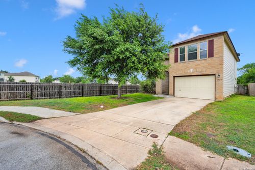 6903 Pecan Fall, Converse, TX, 78109-3638 | Card Image