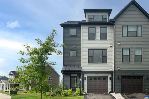 2270 Fowler Cir, CHARLOTTESVILLE, VA, 22901-3270 | Card Image