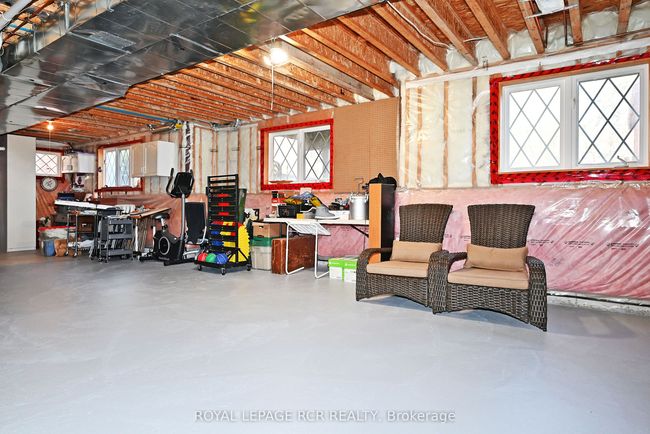 9 Deerhorn Cres, House other with 4 bedrooms, 3 bathrooms and 6 parking in Aurora ON | Image 43