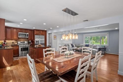 25 Hearthstone Cir, Natick, MA, 01760-1333 | Card Image