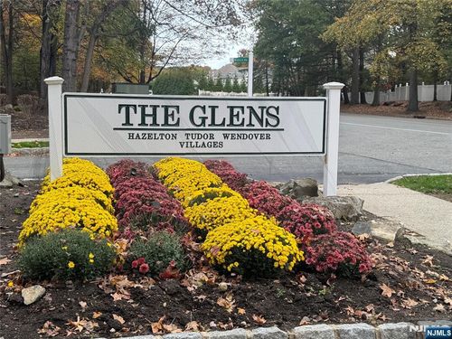 5314 Tudor Dr, Pompton Plains, NJ, 07444-1156 | Card Image