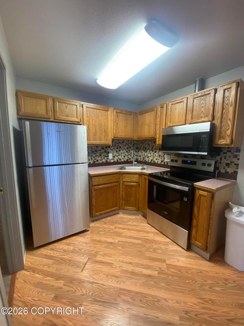 4-302 Lionheart Ct, Anchorage, AK, 99508-2550 | Card Image