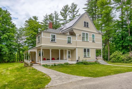 49 Neighbors Row, North Conway, NH, 03860 | Card Image
