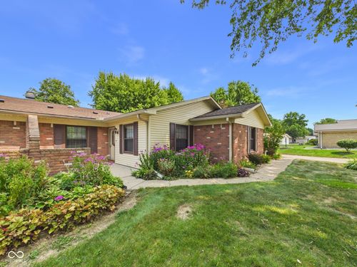 4317 Heathrow Dr, Anderson, IN, 46013-4429 | Card Image