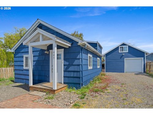 405 Evergreen Dr, Tillamook, OR, 97141-2615 | Card Image