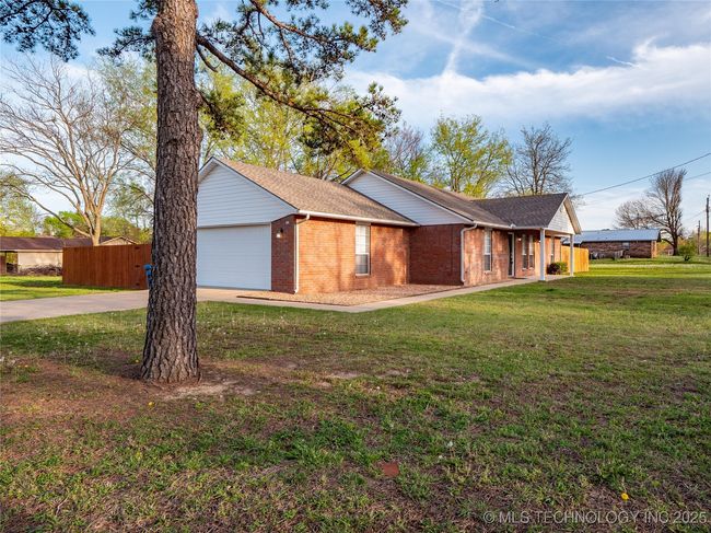 3404 N Birch St, House other with 3 bedrooms, 2 bathrooms and null parking in McAlester OK | Image 5