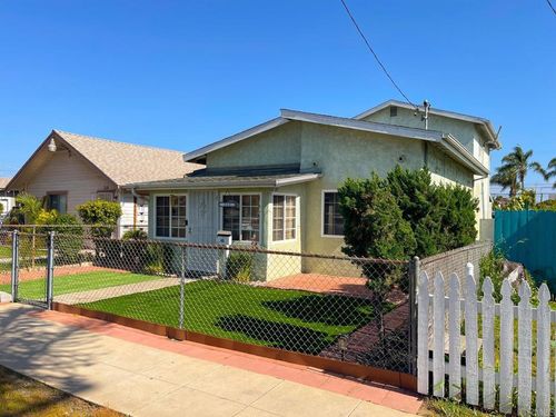 212 E 4th St, National City, CA, 91950-1264 | Card Image