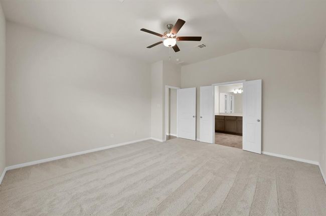 10111 Basil Beebalm Trce, House other with 3 bedrooms, 2 bathrooms and 2 parking in Magnolia TX | Image 10