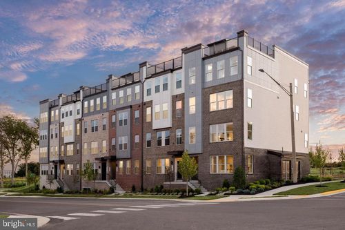 8572 Lovelace Street, Manassas, VA, 20109 | Card Image