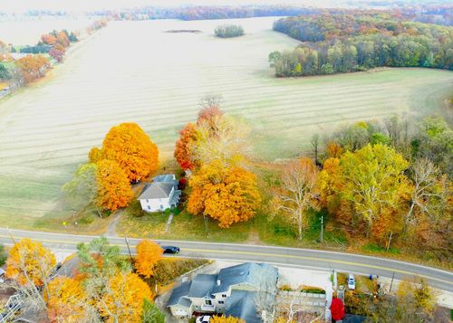 68451 Dailey Rd, Edwardsburg, MI, 49112-9644 | Card Image