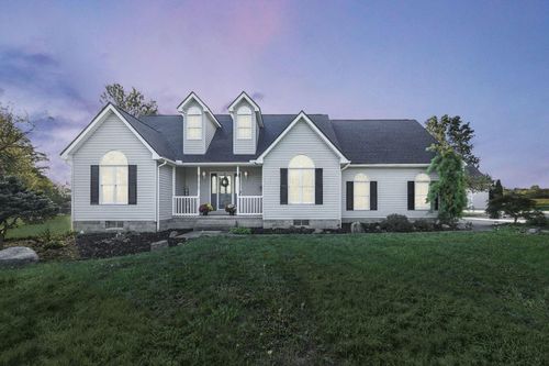 5583 Durrett Rd, Orient, OH, 43146-9507 | Card Image