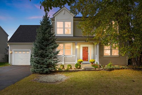 2417 Geneva Ln, Montgomery, IL, 60538-5048 | Card Image