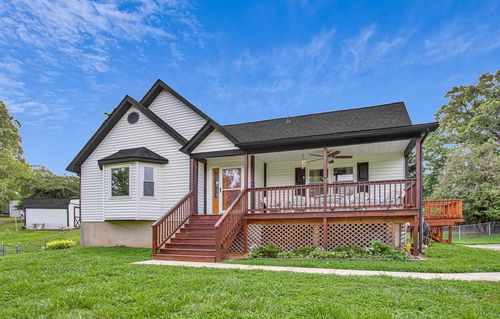8070 Nursery Rd, LUSBY, MD, 20657-4703 | Card Image