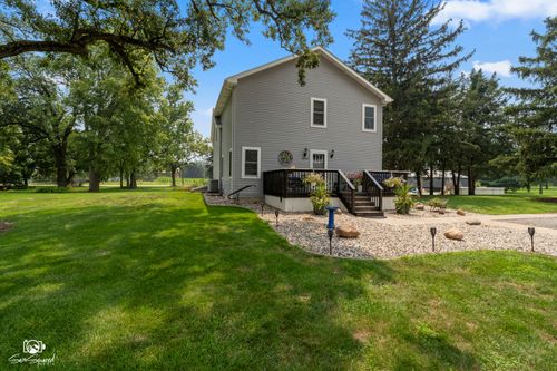 3842 Stone Oaks Dr, Kankakee, IL, 60901-8255 | Card Image