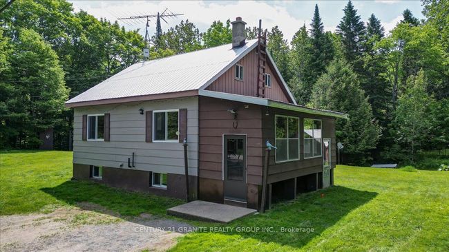 148 Upper Turriff Rd, House other with 2 bedrooms, 1 bathrooms and 4 parking in L'amable ON | Image 33