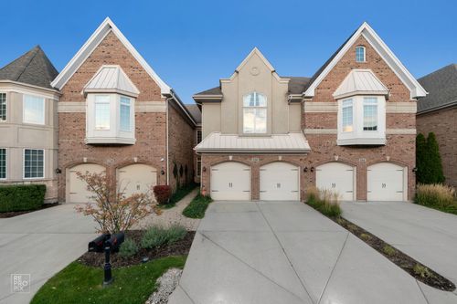 156 Paxton Rd, Bloomingdale, IL, 60108-3048 | Card Image