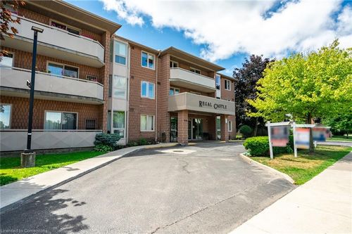 109-416 Limeridge Rd E, Hamilton, ON, L9A2S7 | Card Image