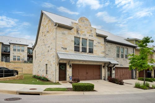 372 Adams St, Georgetown, TX, 78628-3611 | Card Image