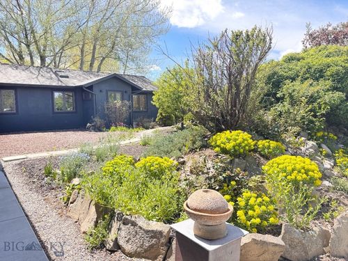 9200 River Rd, Bozeman, MT, 59718-9486 | Card Image