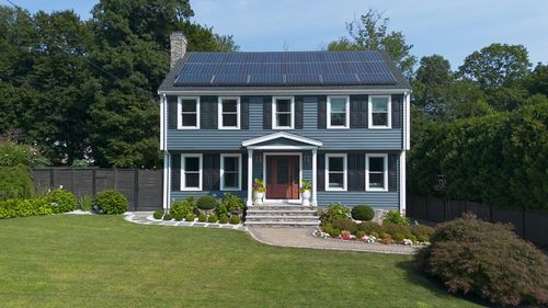 12 Calvin Dr, Milford, MA, 01757-3702 | Card Image