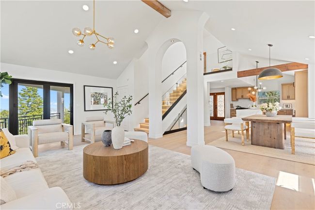 8280 Grand View Dr, House other with 3 bedrooms, 4 bathrooms and 2 parking in LOS ANGELES CA | Image 7