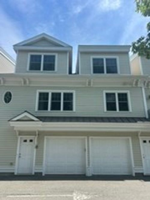 2-501 Cabot St, Beverly, MA, 01915-2580 | Card Image