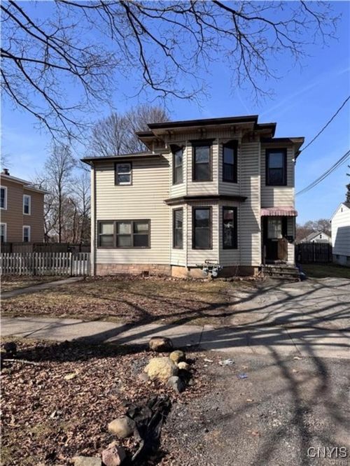 307 Highland Ave, East Syracuse, NY, 13057-2151 | Card Image