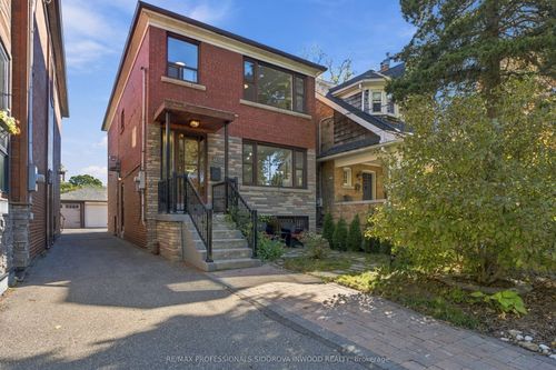 137 Evelyn Ave, Toronto, ON, M6P2Z6 | Card Image