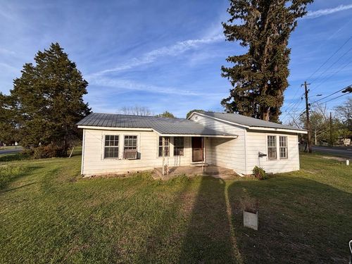 702 Beetree Ave, Nashville, GA, 31639-1608 | Card Image