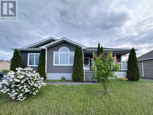 15 Penwell Ave, Gander, NL, A1V0A3 | Card Image