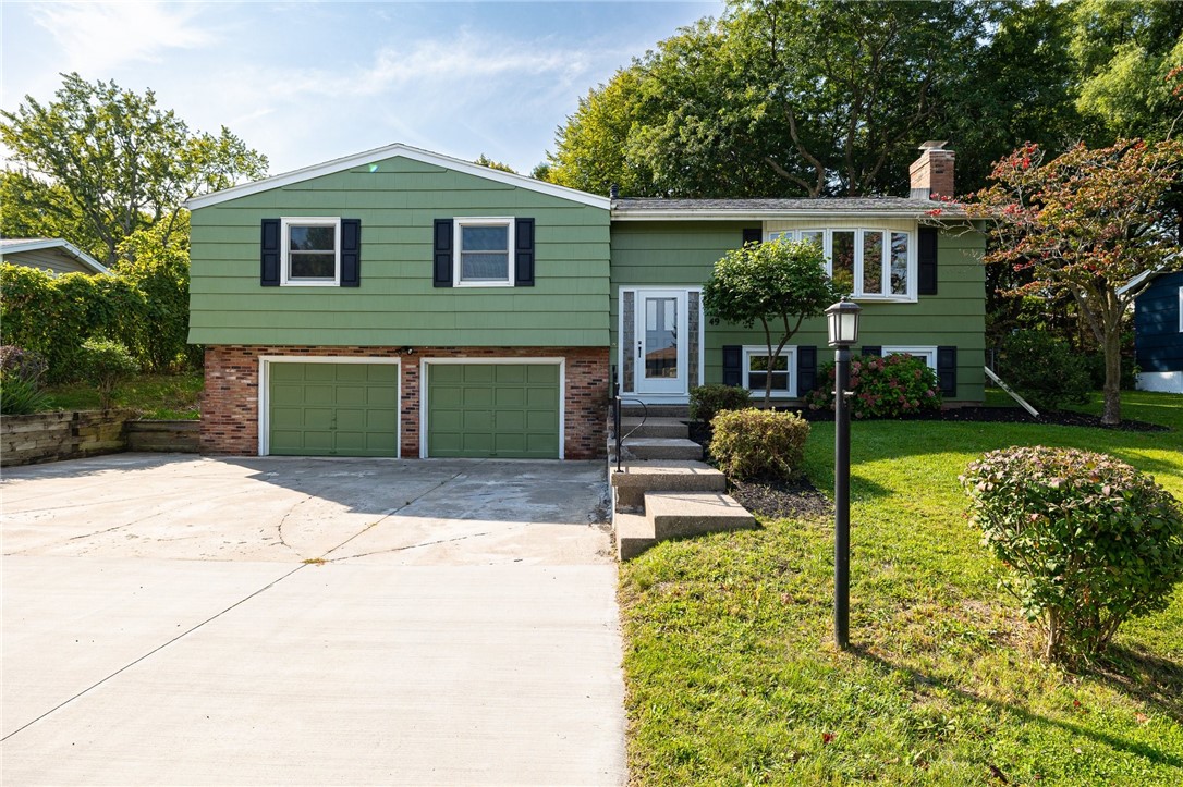 Mount Marcy Dr, Rochester, NY 14622