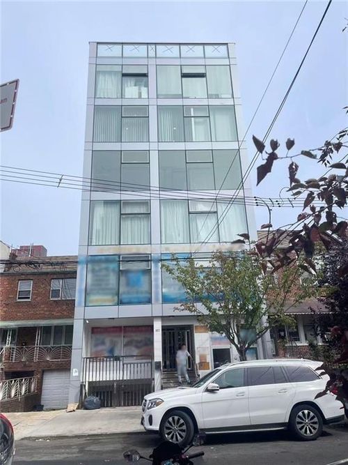 2-867 53rd St, Brooklyn, NY, 11220-2911 | Card Image