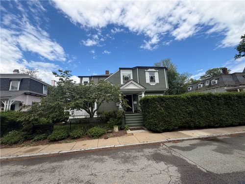 3-44 Everett St, Newport, RI, 02840-7139 | Card Image