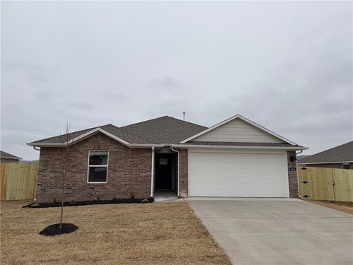 568 Arizona St, Farmington, AR, 72730-5032 | Card Image