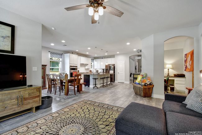 9113 Sunpool, House other with 4 bedrooms, 3 bathrooms and null parking in Schertz TX | Image 6