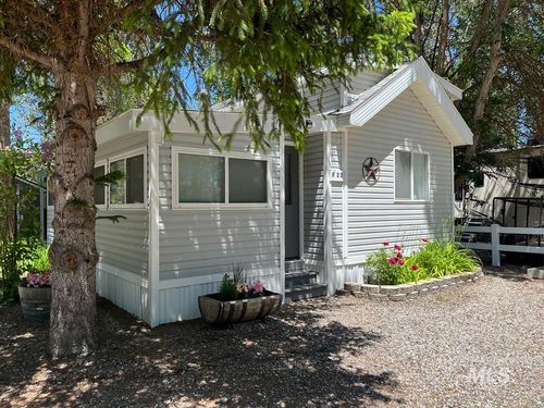 20 F St, Cascade, ID, 83611 | Card Image